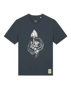 bio-unisex-medium fit-tshirt-frosch auf pilz-sttu169-blaubeernacht-front